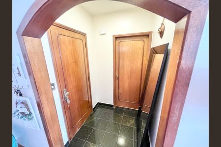 Apartamento à venda com 123m², 3 quartos e 2 vagasEntrada