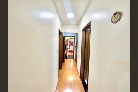 Apartamento à venda com 123m², 3 quartos e 2 vagasCorredor