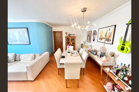 Apartamento à venda com 123m², 3 quartos e 2 vagasSala