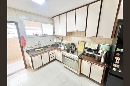 Apartamento à venda com 123m², 3 quartos e 2 vagasCozinha