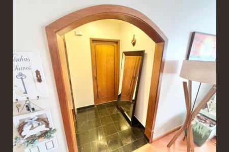 Apartamento à venda com 123m², 3 quartos e 2 vagasEntrada