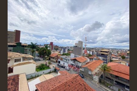 Apartamento para alugar com 129m², 3 quartos e 1 vaga