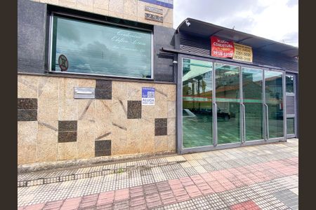 Apartamento para alugar com 129m², 3 quartos e 1 vaga Apartamento para alugar com 129m², 3 quartos e 1 vagaplaquinha instalada JMFH-3