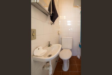 Apartamento para alugar com 93m², 3 quartos e 2 vagas Apartamento para alugar com 93m², 3 quartos e 2 vagasBanheiro de Serviço