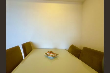Apartamento à venda com 54m², 2 quartos e 1 vagaSala de Jantar