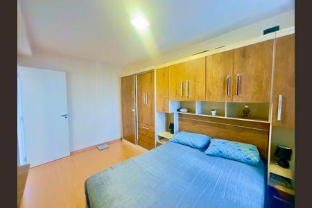 Apartamento à venda com 54m², 2 quartos e 1 vagaQuarto 2