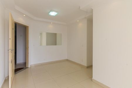Sala de apartamento para alugar com 3 quartos, 66m² em Penha de França, São Paulo