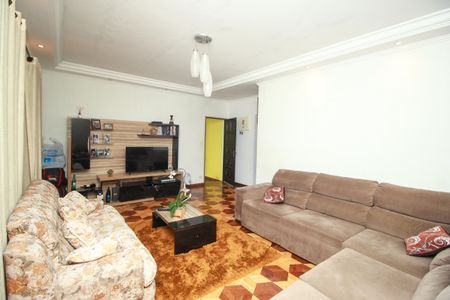 Casa à venda com 201m², 5 quartos e 4 vagasSala