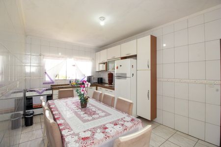 Casa à venda com 201m², 5 quartos e 4 vagasCozinha