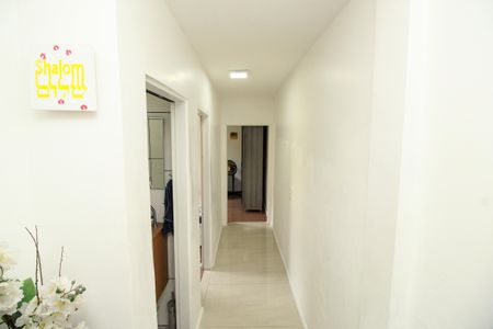 Casa à venda com 201m², 5 quartos e 4 vagasCorredor - Casa 2