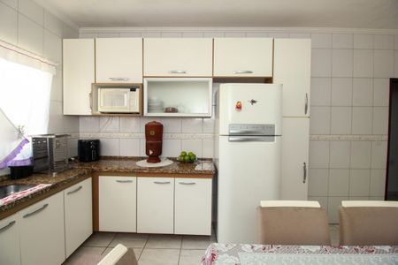 Casa à venda com 201m², 5 quartos e 4 vagasCozinha