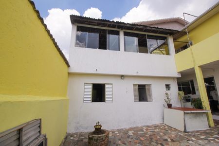 Casa à venda com 201m², 5 quartos e 4 vagasQuintal