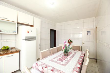 Casa à venda com 201m², 5 quartos e 4 vagasCozinha