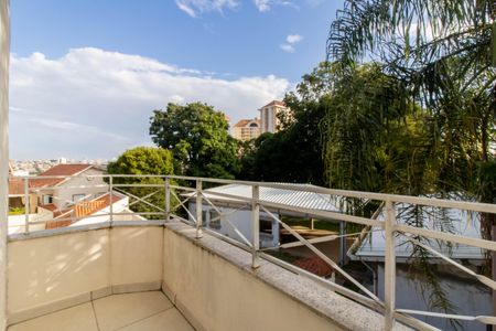 Casa de condomínio à venda com 205m², 3 quartos e 5 vagas Casa de condomínio à venda com 205m², 3 quartos e 5 vagasVaranda da Suíte 1