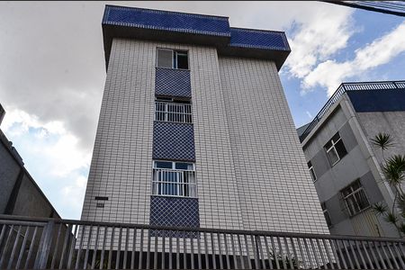 Apartamento à venda com 110m², 4 quartos e 2 vagasFachada