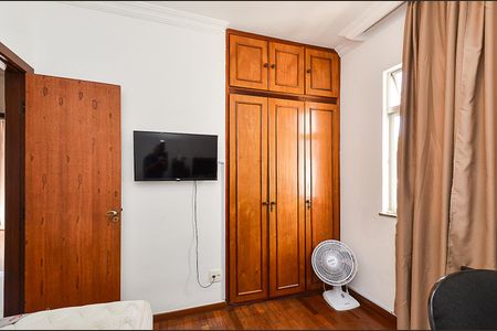 Apartamento à venda com 110m², 4 quartos e 2 vagasQuarto 3