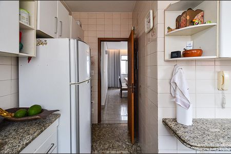 Apartamento à venda com 110m², 4 quartos e 2 vagasCozinha