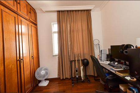 Apartamento à venda com 110m², 4 quartos e 2 vagasQuarto 3