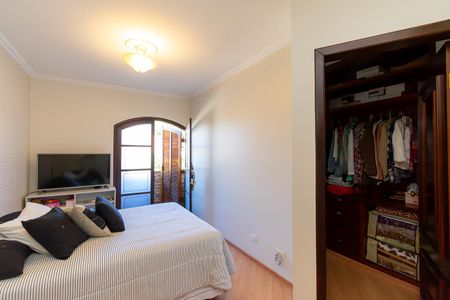 Casa à venda com 286m², 3 quartos e 6 vagas Casa à venda com 286m², 3 quartos e 6 vagasSuíte