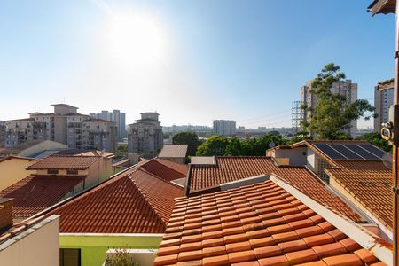Casa à venda com 286m², 3 quartos e 6 vagas Casa à venda com 286m², 3 quartos e 6 vagasVista do Quarto 1