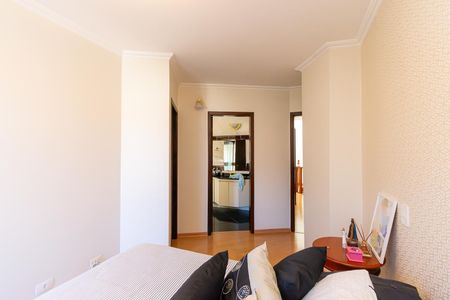 Casa à venda com 286m², 3 quartos e 6 vagas Casa à venda com 286m², 3 quartos e 6 vagasSuíte