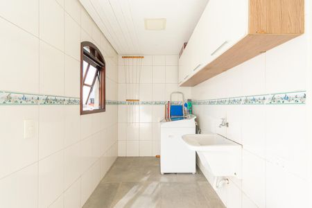 Casa à venda com 286m², 3 quartos e 6 vagas Casa à venda com 286m², 3 quartos e 6 vagasÁrea de Serviço