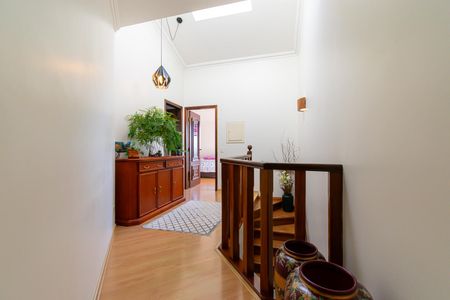 Casa à venda com 286m², 3 quartos e 6 vagas Casa à venda com 286m², 3 quartos e 6 vagasHall dos Quartos