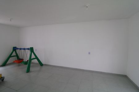 Apartamento para alugar com 42m², 2 quartos e sem vagaÁrea comum - Salão de festas