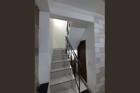 Casa à venda com 130m², 3 quartos e 1 vagaEscada