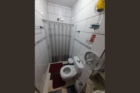 Casa à venda com 130m², 3 quartos e 1 vagaBanheiro