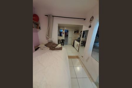 Sala - Quarto de casa à venda com 3 quartos, 130m² em Jardim Patente, São Paulo