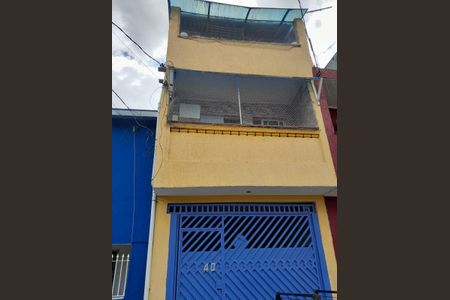 Casa à venda com 130m², 3 quartos e 1 vagaFachada