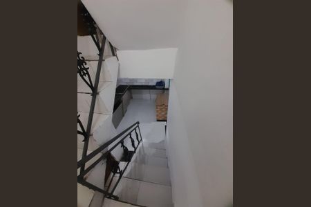 Casa à venda com 130m², 3 quartos e 1 vagaEscada