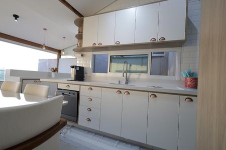 Apartamento à venda com 90m², 2 quartos e 1 vagaCozinha