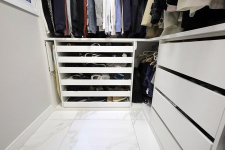 Apartamento à venda com 90m², 2 quartos e 1 vagaCloset