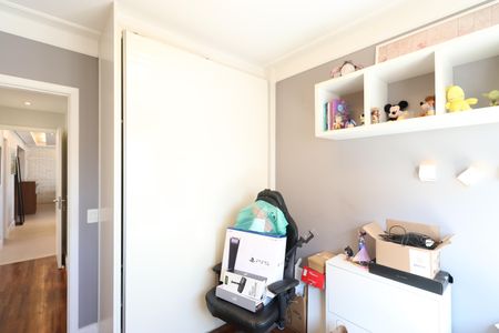 Apartamento à venda com 121m², 3 quartos e 2 vagasQuarto 2