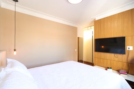 Apartamento à venda com 121m², 3 quartos e 2 vagasSuíte