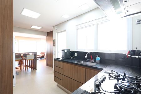 Apartamento à venda com 121m², 3 quartos e 2 vagasCozinha
