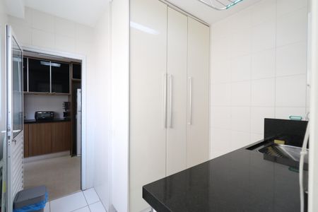 Apartamento à venda com 121m², 3 quartos e 2 vagasÁrea de Serviço
