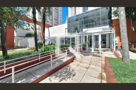 Apartamento à venda com 121m², 3 quartos e 2 vagasFachada 