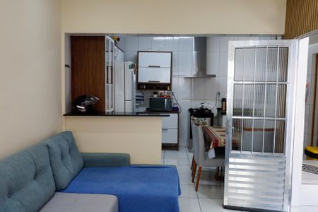 Casa para alugar com 300m², 4 quartos e 1 vaga Casa para alugar com 300m², 4 quartos e 1 vagasala