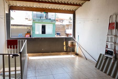 Casa para alugar com 300m², 4 quartos e 1 vaga Casa para alugar com 300m², 4 quartos e 1 vagaSacada