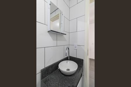 Apartamento para alugar com 35m², 2 quartos e 1 vaga Apartamento para alugar com 35m², 2 quartos e 1 vagaBanheiro