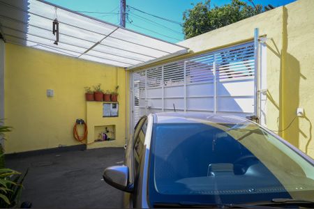 Casa à venda com 175m², 3 quartos e 2 vagas Casa à venda com 175m², 3 quartos e 2 vagasGaragem