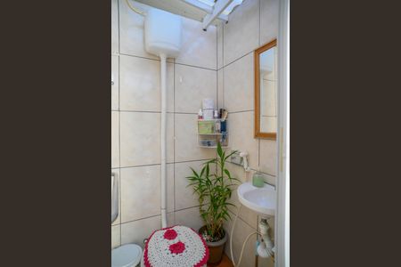 Casa à venda com 175m², 3 quartos e 2 vagas Casa à venda com 175m², 3 quartos e 2 vagasBanheiro de Serviço