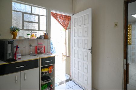 Casa à venda com 175m², 3 quartos e 2 vagas Casa à venda com 175m², 3 quartos e 2 vagasCopa