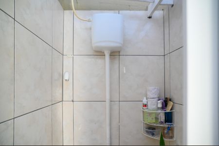 Casa à venda com 175m², 3 quartos e 2 vagas Casa à venda com 175m², 3 quartos e 2 vagasBanheiro de Serviço
