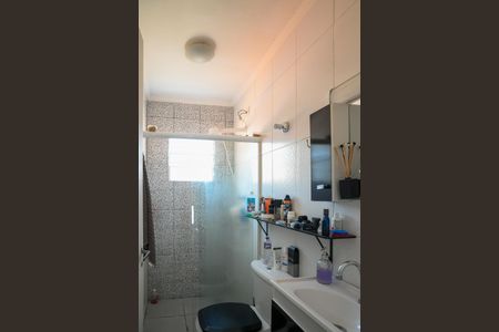 Casa à venda com 175m², 3 quartos e 2 vagas Casa à venda com 175m², 3 quartos e 2 vagasBanheiro Quarto 3 - Suite