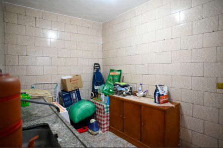 Casa à venda com 175m², 3 quartos e 2 vagas Casa à venda com 175m², 3 quartos e 2 vagasEdícula - Sala/Cozinha