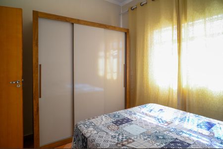 Casa à venda com 175m², 3 quartos e 2 vagas Casa à venda com 175m², 3 quartos e 2 vagasQuarto 1